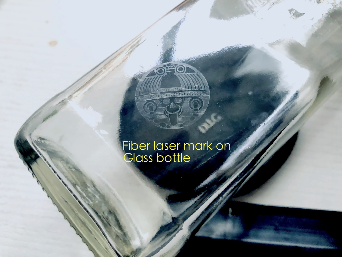 How to use fiber laser mark logo on glass bottle