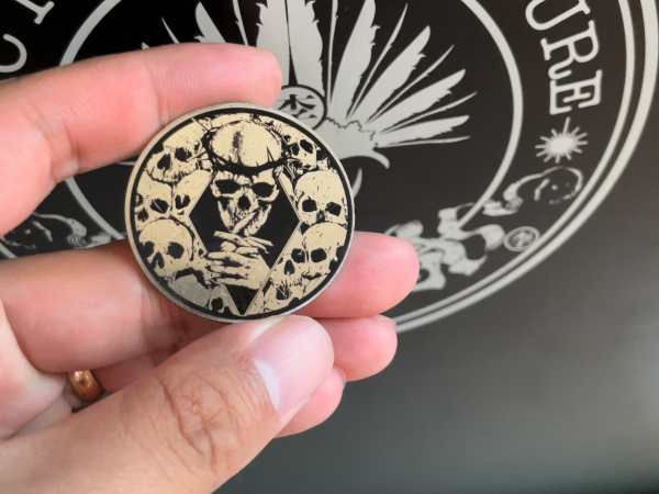 WX20221026-225237 10-21 skull coin -black.ezd